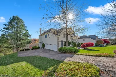 24 Vista Dr, Mount Olive, NJ 07836 - Photo 4