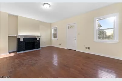 239 S 19th St, Newark, NJ 07103 - Photo 4