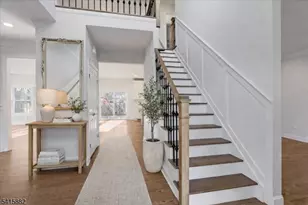 181 Maple Ave, Berkeley Heights Township, NJ 07922 - Photo 2