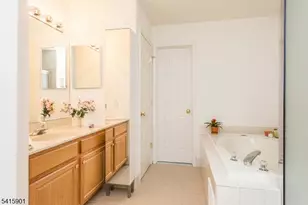 28 Sutton Ct, Hopewell Township, NJ 08534 - Photo 34