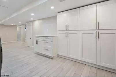 28 Elmwood Rd, Springfield, NJ 07081 - Photo 22