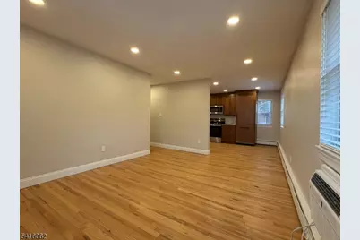 93 Centre St, Nutley, NJ 07110 - Photo 4