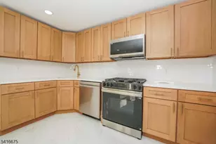 69 Ross Ave, Hackensack, NJ 07601 - Photo 4