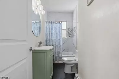 6 Center St, Pompton Lakes, NJ 07442 - Photo 18