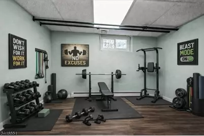 6 Center St, Pompton Lakes, NJ 07442 - Photo 22