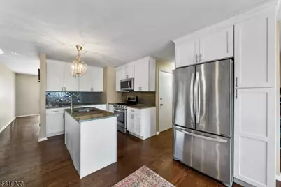 207 Stephanie Dr, North Caldwell, NJ 07006 - Photo 12