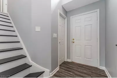 398 Terrace Lane, Bedminster Township, NJ 07921 - Photo 4