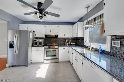 12 August Ln, Wantage, NJ 07461 - Photo 4