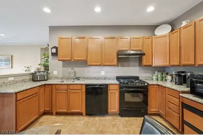 2217 Warrens Way, Wanaque, NJ 07465 - Photo 16