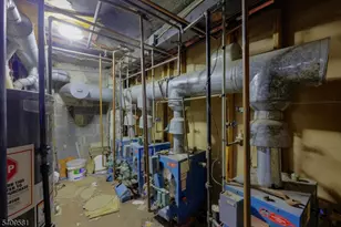 154 Dayton St, Newark, NJ 07114 - Photo 6