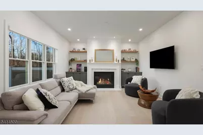 8 Mikula Way, Florham Park, NJ 07932 - Photo 18