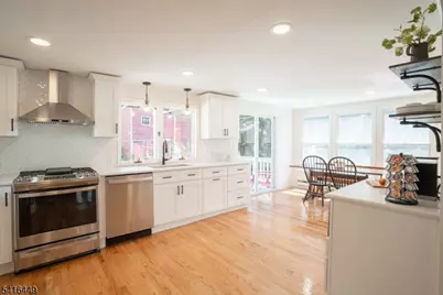 86 Kingwood Stockton Rd, Delaware Township, NJ 08559 - Photo 12