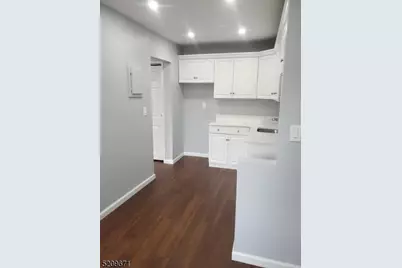 195 Main St #3B, Millburn, NJ 07041 - Photo 4