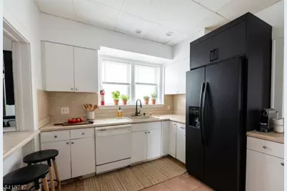 244 W Scott Ave #1, Rahway, NJ 07065 - Photo 6