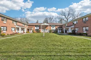 21A Colonial Dr, Little Falls Township, NJ 07424 - Photo 1