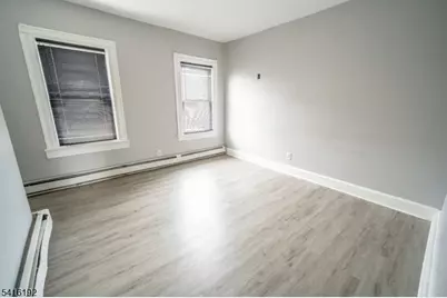 580 Hunterdon St, Newark, NJ 07108 - Photo 12