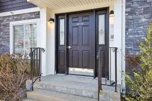 71 Village Dr, Morris Township, NJ 07960 - Photo 2