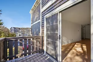 71 Village Dr, Morris Township, NJ 07960 - Photo 16