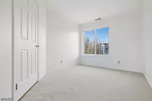 71 Village Dr, Morris Township, NJ 07960 - Photo 12