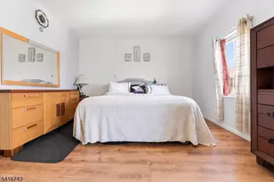 44 Prospect St, East Orange, NJ 07017 - Photo 12