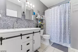 44 Prospect St, East Orange, NJ 07017 - Photo 16