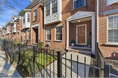 44 Prospect St, East Orange, NJ 07017 - Photo 2