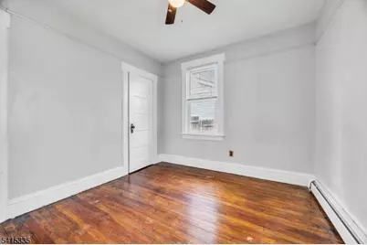 425 Mercer Ave, Roselle, NJ 07203 - Photo 6