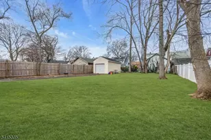 425 Mercer Ave, Roselle, NJ 07203 - Photo 30