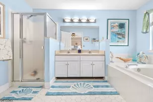 20 Chesterfield Ct, Raritan Township, NJ 08822 - Photo 14