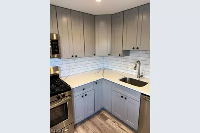 80 Koster St, Wallington, NJ 07057 - Photo 14