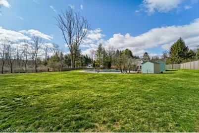 225 Emmans Rd, Roxbury Township, NJ 07836 - Photo 26