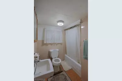 150 Dayton St, Newark, NJ 07114 - Photo 32