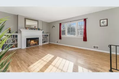 117 Deerfield Dr, Hackettstown, NJ 07840 - Photo 4