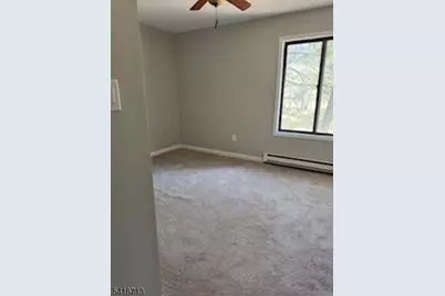 140 Amberly Dr, Manalapan Township, NJ 07726 - Photo 6