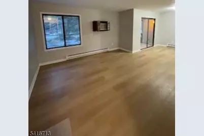 140 Amberly Dr, Manalapan Township, NJ 07726 - Photo 4