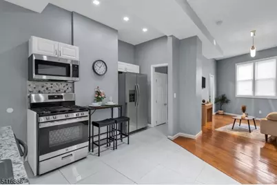 705 S 15th St, Newark, NJ 07103 - Photo 10