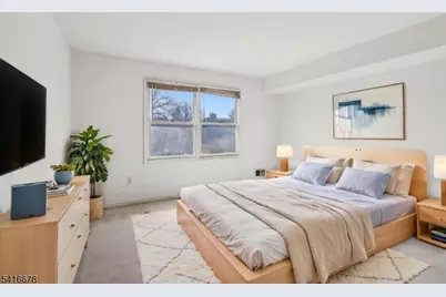 45 Sunrise Dr, Long Hill Township, NJ 07933 - Photo 10