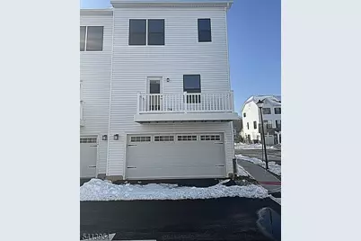 106 E Stiger St, Hackettstown, NJ 07840 - Photo 32