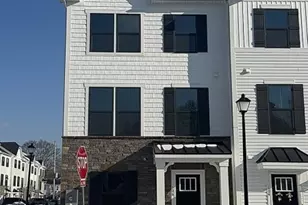 106 E Stiger St, Hackettstown, NJ 07840 - Photo 2