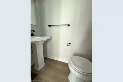 106 E Stiger St, Hackettstown, NJ 07840 - Photo 8