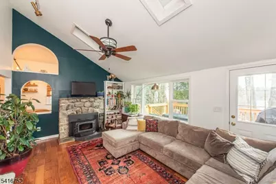 135 Breakneck Rd, Vernon Twp., NJ 07422 - Photo 4