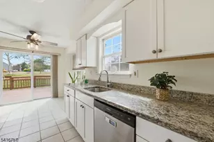 25 Colleen Ct, South Brunswick Township, NJ 08824 - Photo 16