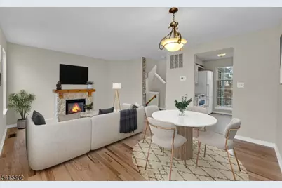 28 Grosbeak Dr, Allamuchy Township, NJ 07840 - Photo 8