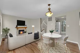 28 Grosbeak Dr, Allamuchy Township, NJ 07840 - Photo 8