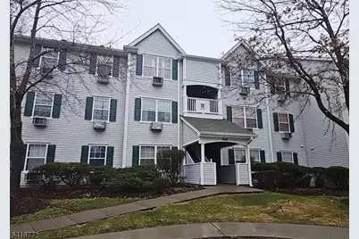 107 Chatfield Dr, Pequannock Township, NJ 07444 - Photo 1