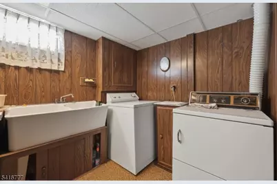 2001 Brooks Blvd, Manville, NJ 08835 - Photo 34