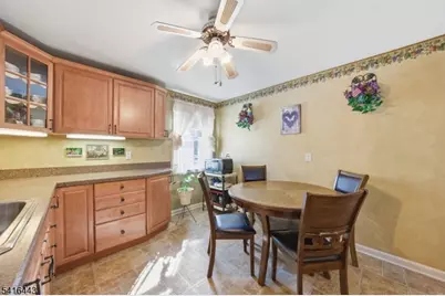 12 Diana Rd, Morris Plains, NJ 07950 - Photo 8