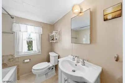 12 Diana Rd, Morris Plains, NJ 07950 - Photo 22