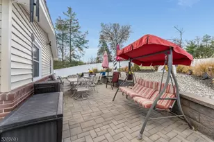 417 Mountain Rd, Readington, NJ 08833 - Photo 6