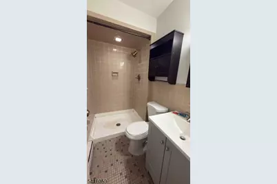 10 Riverside Ave #2, Lyndhurst Township, NJ 07071 - Photo 4